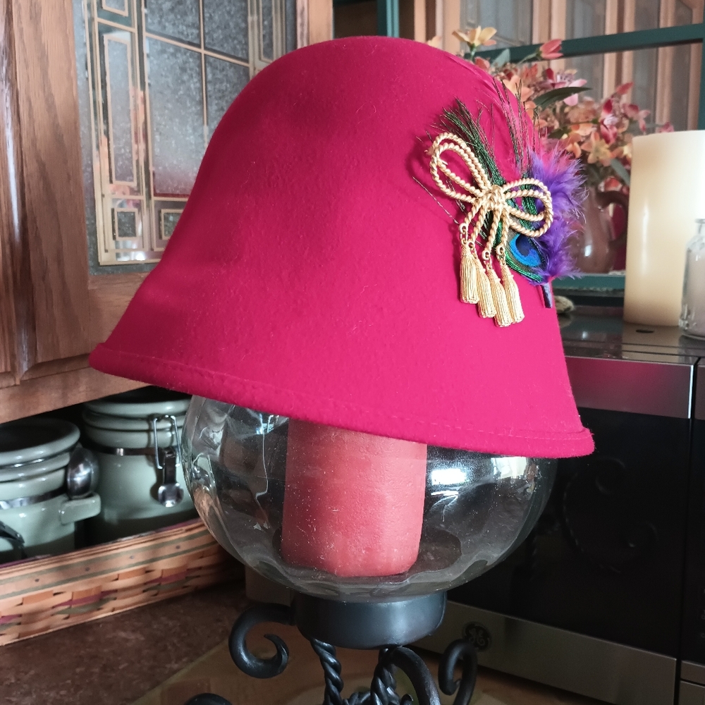 Scala Handmade 100% Wool Ladies Official Red Hat Society Hat Cap